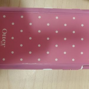 iPhone 6/6s Otterbox pink polka dot phone case